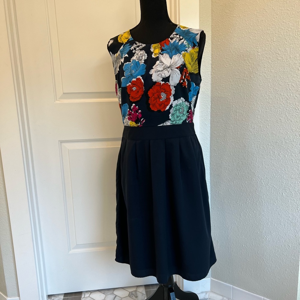 Dark navy blue size 8 banana republic knee length dress